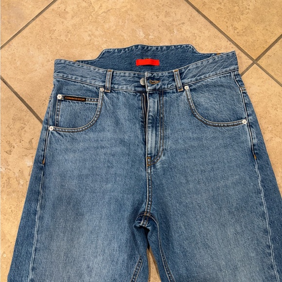 Commission‎ Jeans - Picture 2 of 2